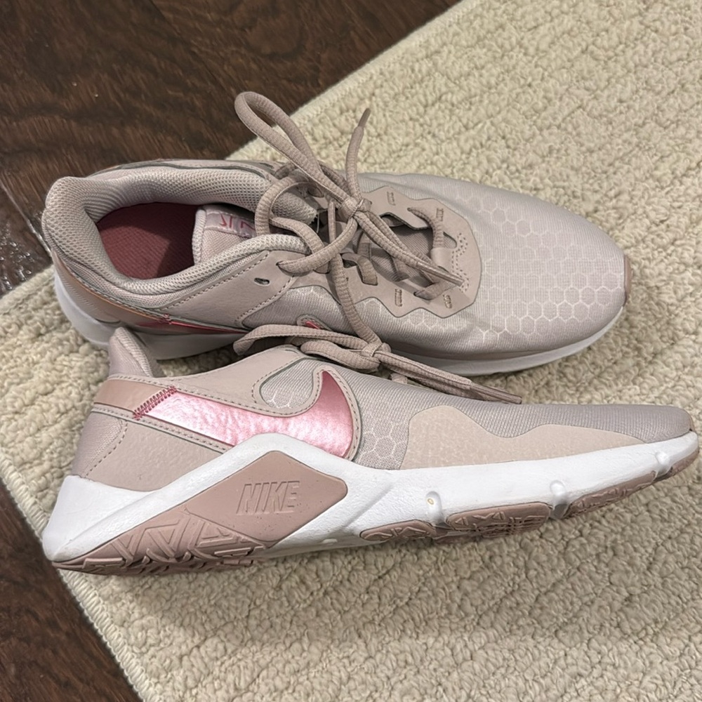 Pink/taupe Nike sneakers
